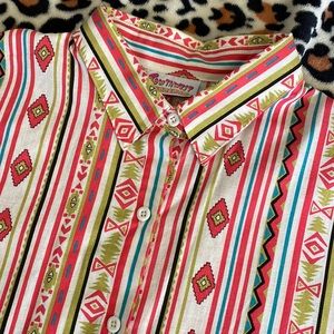 SNAZZY VINTAGE SOUTHWEST mens button up.